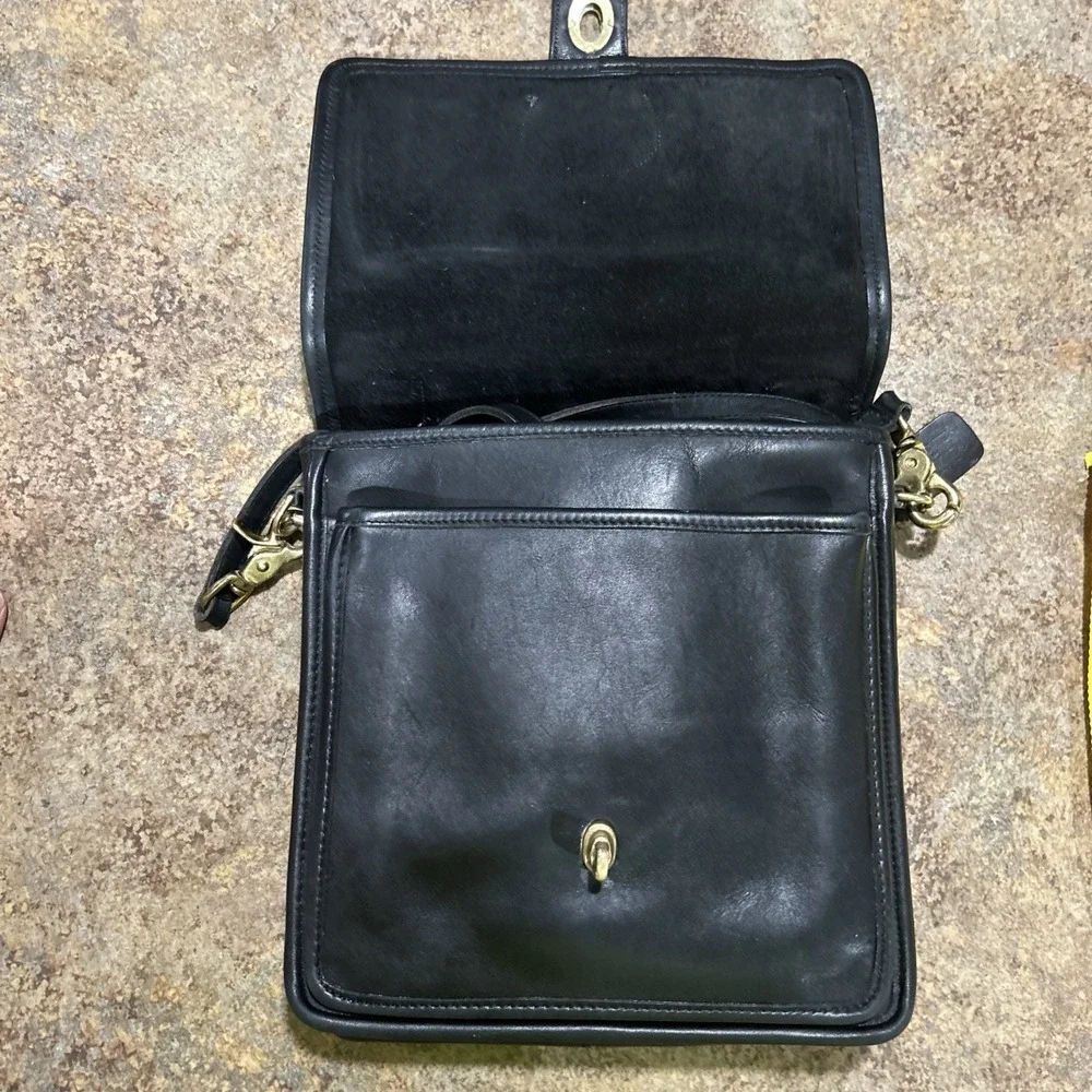 Coach vintage station